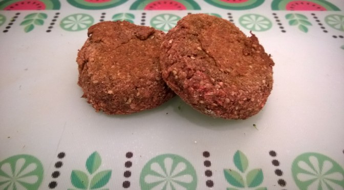 Beetroot and apple juice pulp burgers