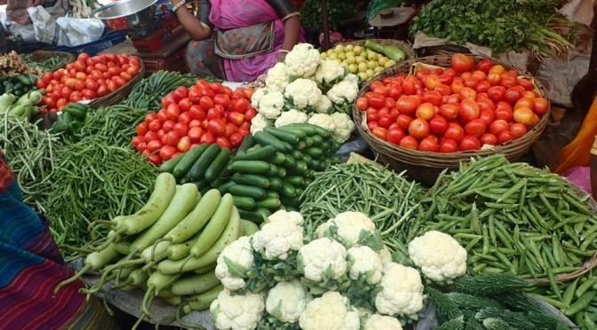 16 Fascinating Facts about Vegan & Vegetarian Living [Infographic]